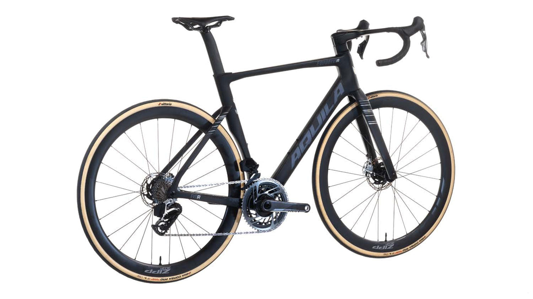 Aquila Equipe EVO R SRAM Red AXS E1