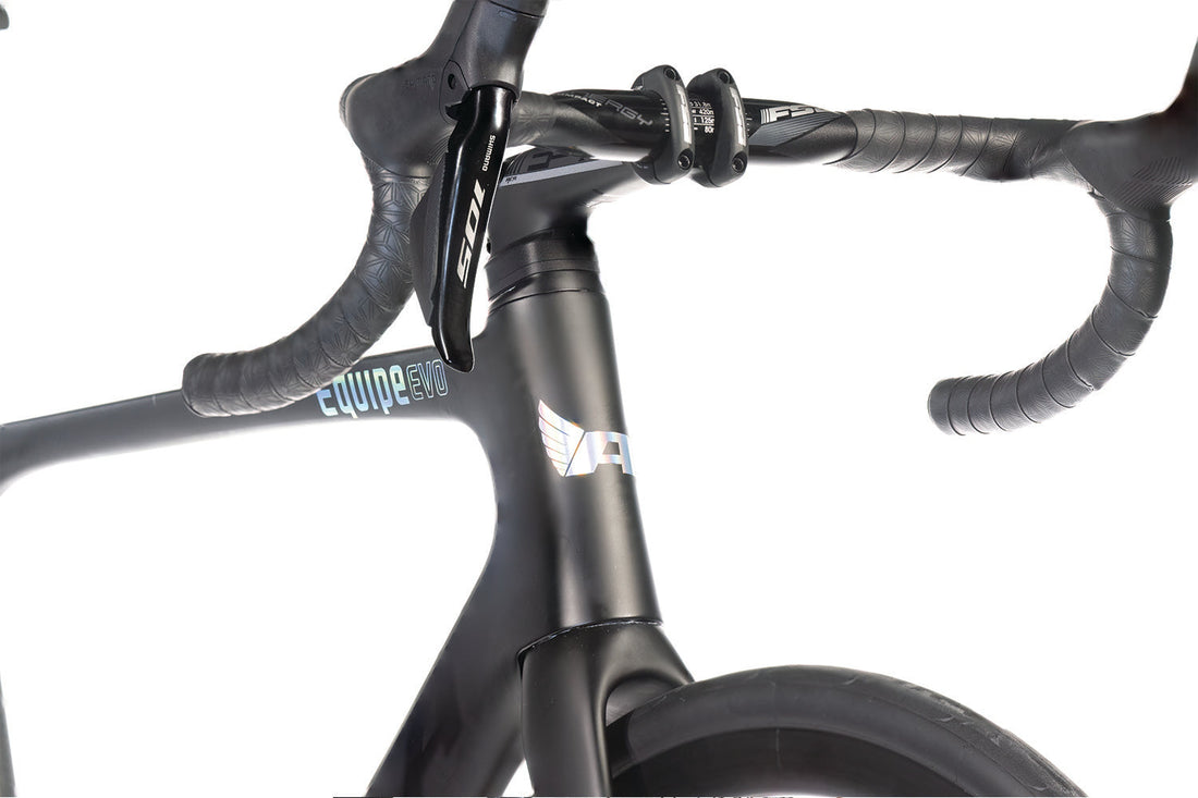 Aquila Equipe EVO – Shimano 105 R7170